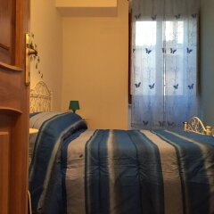 Отель B&B Isolatiberina комната для гостей фото 2