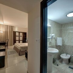 Отель Palm Beach Hotel ОАЭ, Дубай - отзывы, цены и фото номеров - забронировать отель Palm Beach Hotel онлайн ванная