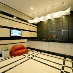 V Hotel Bencoolen интерьер отеля