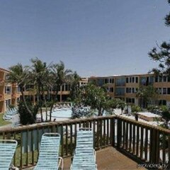 Отель Dolphin Beach Resort фото 3