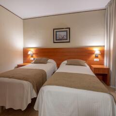 Отель Hostal Gallet Испания, Курорт Росес - отзывы, цены и фото номеров - забронировать отель Hostal Gallet онлайн комната для гостей фото 2