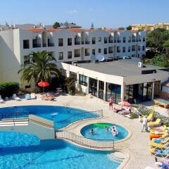 Отель Club Alvor Ferias бассейн