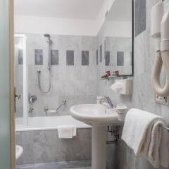 Hotel Palazzo dal Borgo ванная