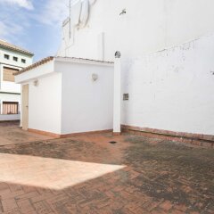 Отель Living Valencia - Bolseria Street парковка