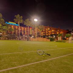 Отель Fuengirola Beach Apartamentos Turisticos спортивное сооружение