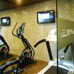 Neya Lisboa Hotel фитнесс-зал