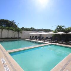 Отель Holiday inn Acapulco La Isla бассейн