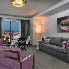 Отель The Cosmopolitan of Las Vegas комната для гостей фото 8