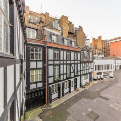 Отель West End Flat mins from Oxford St Великобритания, Лондон - отзывы, цены и фото номеров - забронировать отель West End Flat mins from Oxford St онлайн балкон