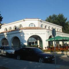 Irish Rover Hotel Балчик городской автобус