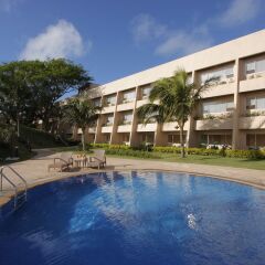 Отель Taal Vista Hotel Филиппины, Тагайтай - отзывы, цены и фото номеров - забронировать отель Taal Vista Hotel онлайн с домашними животными