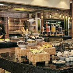 Courtyard by Marriott Istanbul International Airport Турция, Стамбул - 2 отзыва об отеле, цены и фото номеров - забронировать отель Courtyard by Marriott Istanbul International Airport онлайн питание фото 3