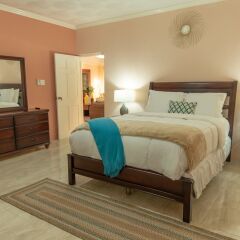 Отель Tropical Escape Villa - 3 Bedroom Ямайка, Монастырь - отзывы, цены и фото номеров - забронировать отель Tropical Escape Villa - 3 Bedroom онлайн комната для гостей фото 2