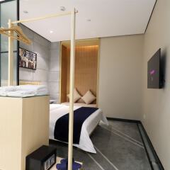 Arrivee Hotel фитнесс-зал
