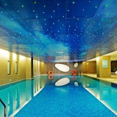 Отель Aloft Zhengzhou Shangjie бассейн
