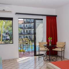Отель Raintrees Villa Vera Puerto Vallarta комната для гостей фото 5