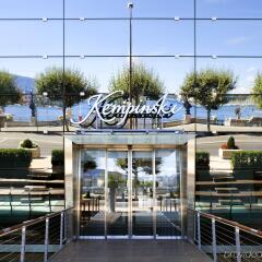 Отель Fairmont Grand Hôtel Genève Швейцария, Женева - 1 отзыв об отеле, цены и фото номеров - забронировать отель Fairmont Grand Hôtel Genève онлайн приотельная территория фото 2