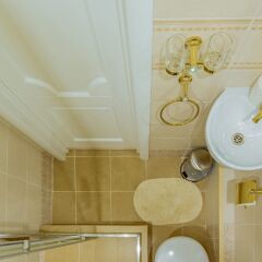 Отель ColorSpb ApartHotel Artist's House Санкт-Петербург ванная