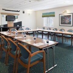 Отель Holiday Inn Express Strathclyde Park M74 JCT 5 Великобритания, Глазго - отзывы, цены и фото номеров - забронировать отель Holiday Inn Express Strathclyde Park M74 JCT 5 онлайн помещение для мероприятий