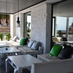Hotel Brisamar Suites фото 3