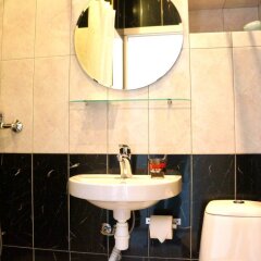 Гостиница Мини Отель Скай на Невском в Санкт-Петербурге отзывы, цены и фото номеров - забронировать гостиницу Мини Отель Скай на Невском онлайн Санкт-Петербург ванная фото 2