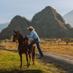 Отель Hacienda De San Antonio Сан-Антонио приотельная территория