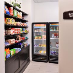 Отель Lexington Inn & Suites - Effingham США, Эффингем - отзывы, цены и фото номеров - забронировать отель Lexington Inn & Suites - Effingham онлайн питание фото 2