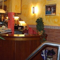 Отель Hostal Blanes La Barca Испания, Бланес - отзывы, цены и фото номеров - забронировать отель Hostal Blanes La Barca онлайн интерьер отеля