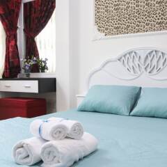 Отель Urban House Saigon Masion 2 сейф в номере