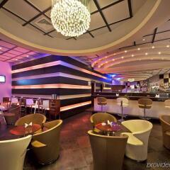 Bin Majid Acacia Hotel and Apartments гостиничный бар