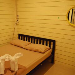 Отель Jade's House бассейн
