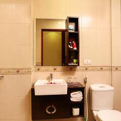 Отель Hanoi Culture Hostel Вьетнам, Ханой - 1 отзыв об отеле, цены и фото номеров - забронировать отель Hanoi Culture Hostel онлайн ванная фото 2