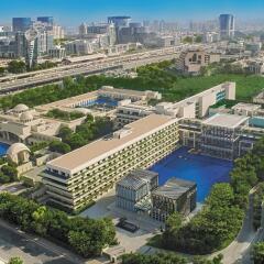 Отель The Oberoi Gurgaon пляж