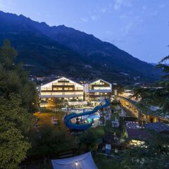Отель Familien-Wellness Residence Tyrol Натурно