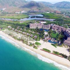Отель The Ritz-Carlton Sanya, Yalong Bay пляж