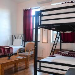 Отель NY Moore Hostel США, Нью-Йорк - 1 отзыв об отеле, цены и фото номеров - забронировать отель NY Moore Hostel онлайн комната для гостей фото 4