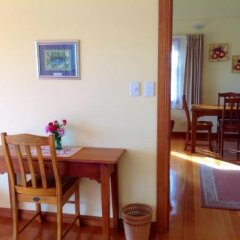 Jacaranda Park Holiday Cottages in Burnt Pine, Norfolk Island from 132$, photos, reviews - zenhotels.com guestroom photo 3