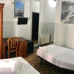 Отель Hostal Eden Испания, Барселона - 10 отзывов об отеле, цены и фото номеров - забронировать отель Hostal Eden онлайн комната для гостей фото 3