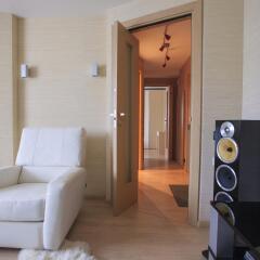 Гостиница Grandvill Apartments on Karla Marksa в Мурманске отзывы, цены и фото номеров - забронировать гостиницу Grandvill Apartments on Karla Marksa онлайн Мурманск комната для гостей фото 3