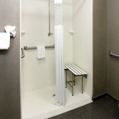 Отель Hampton Inn & Suites Columbia/Southeast-Fort Jackson ванная