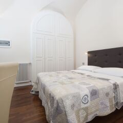 Отель Trinity Guest House Италия, Рим - отзывы, цены и фото номеров - забронировать отель Trinity Guest House онлайн комната для гостей