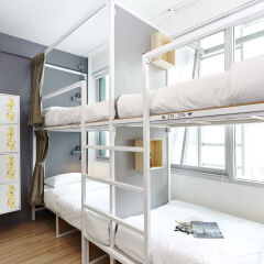 Liveitup Asok Hostel Бангкок детские мероприятия