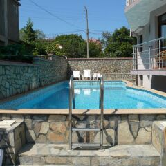 Favorite Hotel Аврен бассейн