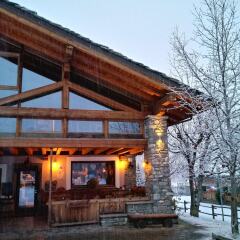 Отель Maison Bionaz Ski & Sport Италия, Аоста - отзывы, цены и фото номеров - забронировать отель Maison Bionaz Ski & Sport онлайн интерьер отеля фото 3