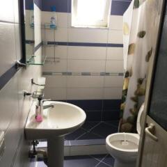 Отель As Hotel Албания, Шенджин - отзывы, цены и фото номеров - забронировать отель As Hotel онлайн ванная фото 2