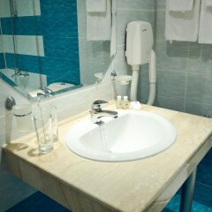 Отель Aphrodite Hotel Болгария, Золотые пески - отзывы, цены и фото номеров - забронировать отель Aphrodite Hotel онлайн ванная фото 2