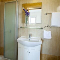 Отель Villa Posidonas 3 Кипр, Протарас - отзывы, цены и фото номеров - забронировать отель Villa Posidonas 3 онлайн ванная фото 2