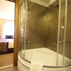 Tuğcu Hotel Select Турция, Бурса - отзывы, цены и фото номеров - забронировать отель Tuğcu Hotel Select онлайн ванная