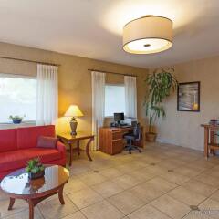 Отель La Quinta Inn & Suites San Diego SeaWorld/Zoo Area комната для гостей фото 2