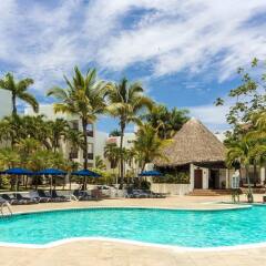 Отель Be Live Experience Hamaca Garden - All Inclusive Бока Чика бассейн фото 2